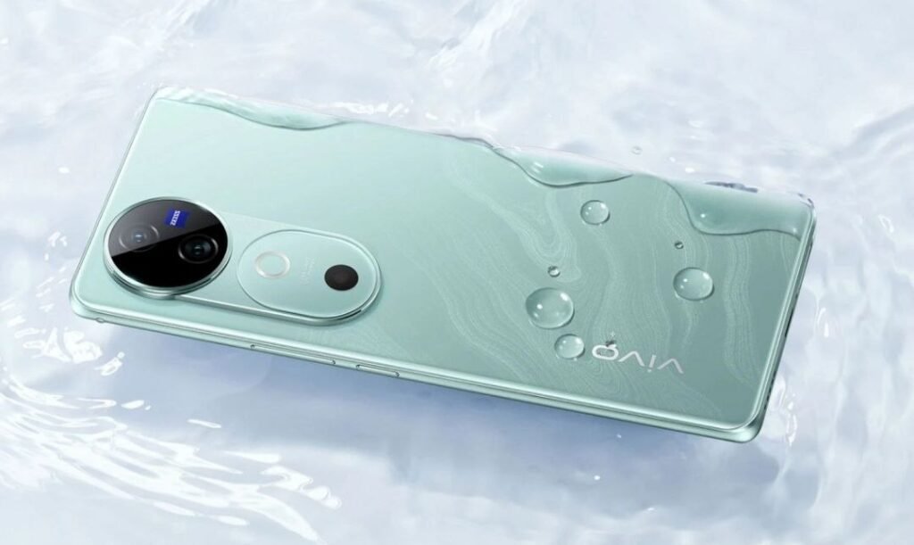 The image shows Vivo V40 as waterproof 